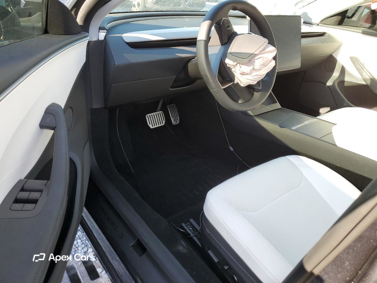 Tesla Model 3 2025