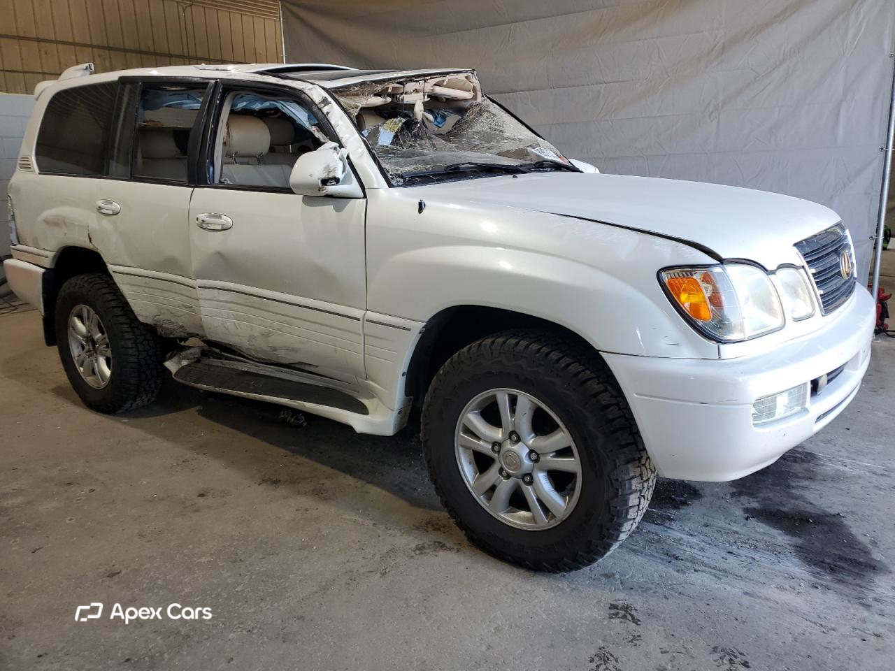 Lexus LX 2003