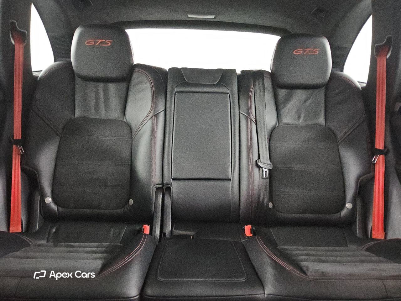 Porsche Cayenne 2016