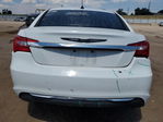 Chrysler 200 2013