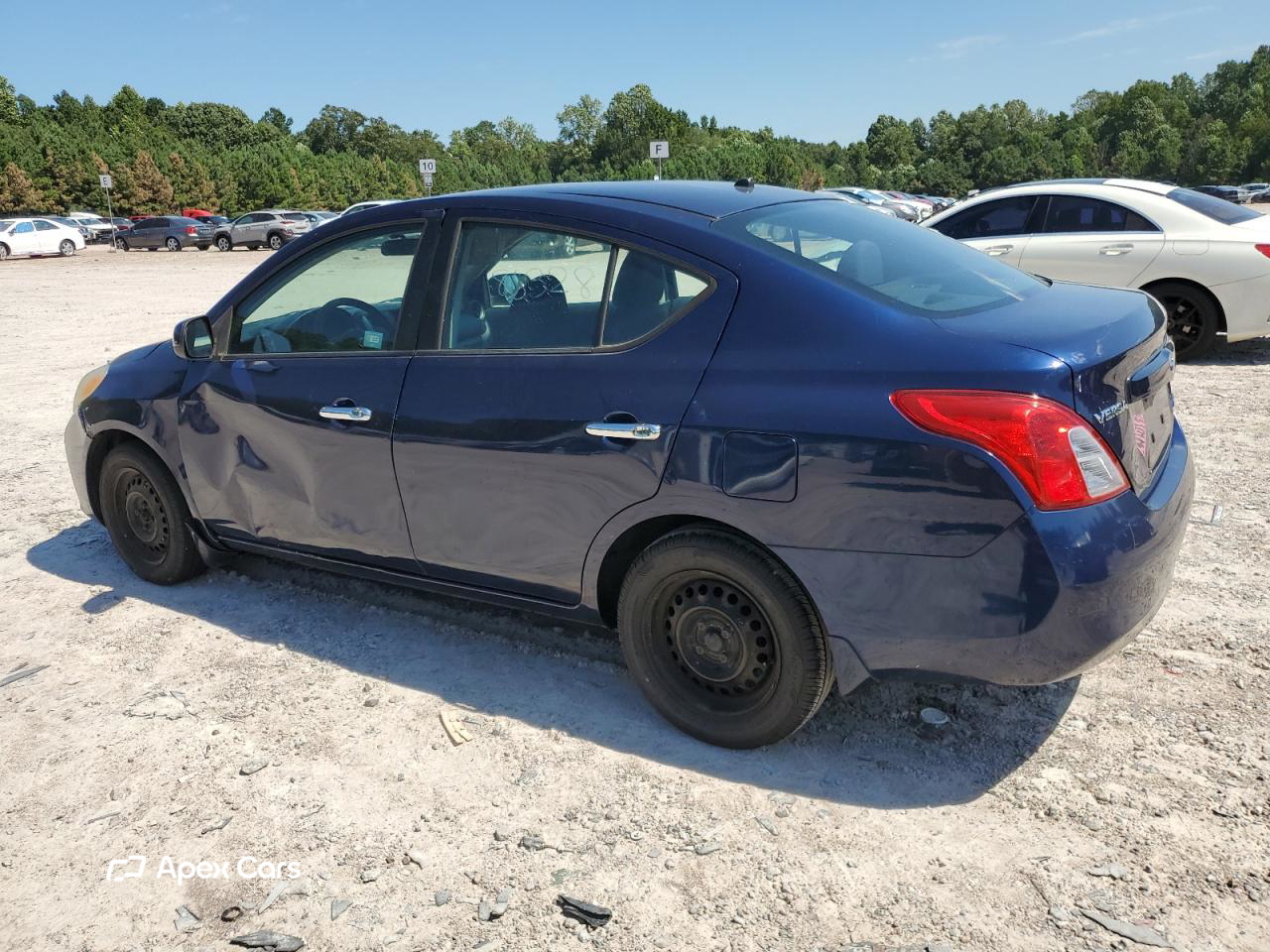 Nissan Versa 2012