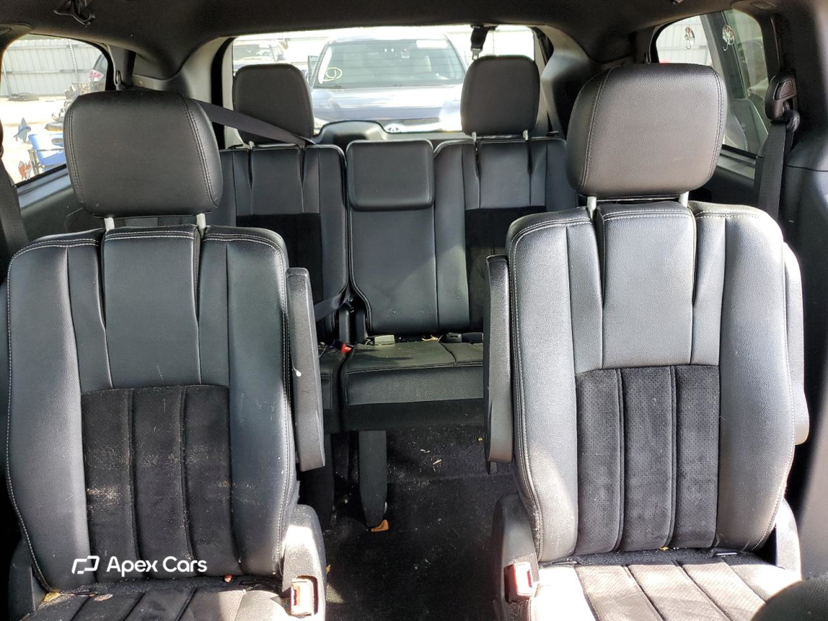 Dodge Caravan 2016