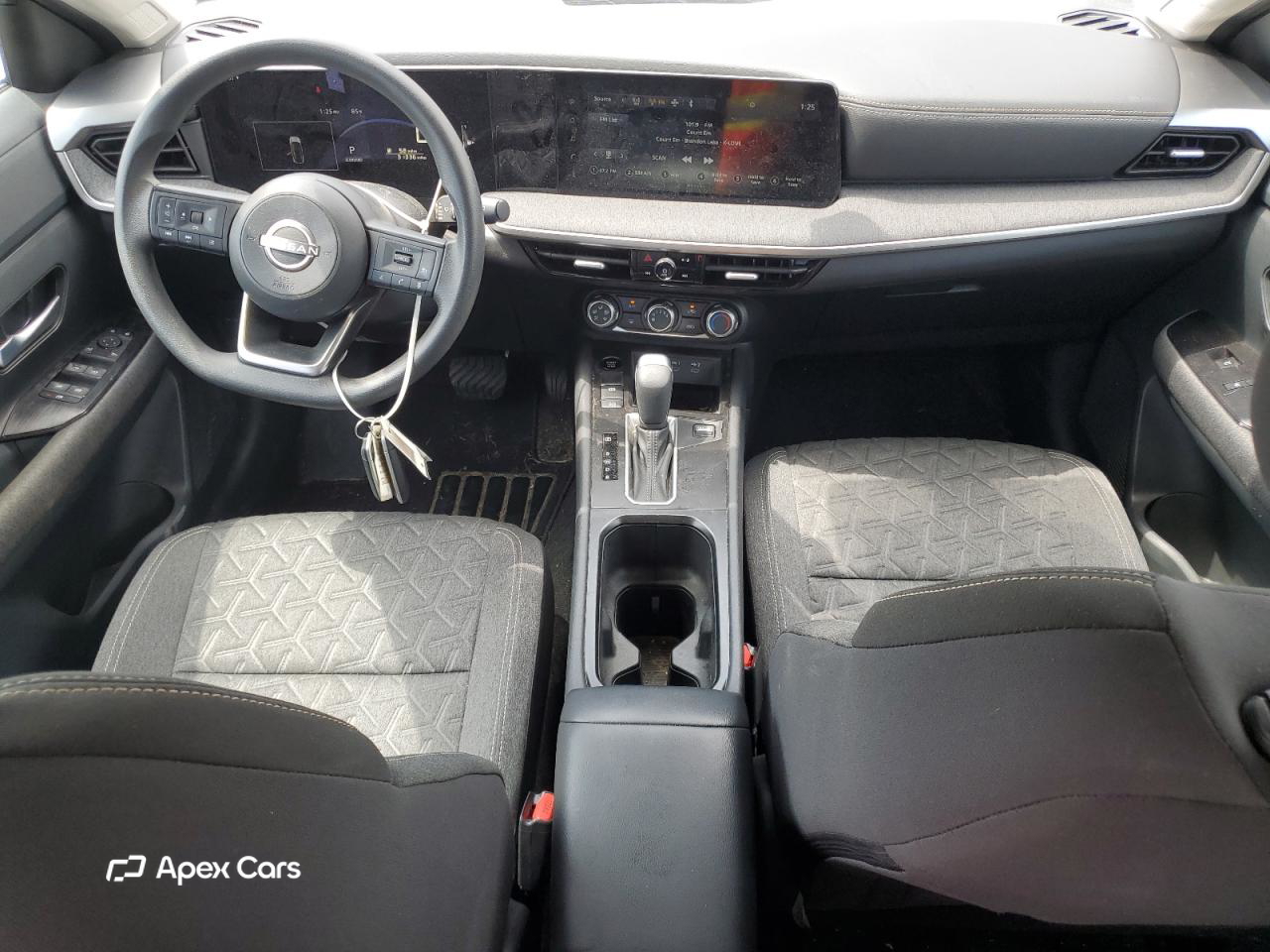 Nissan Kicks 2025