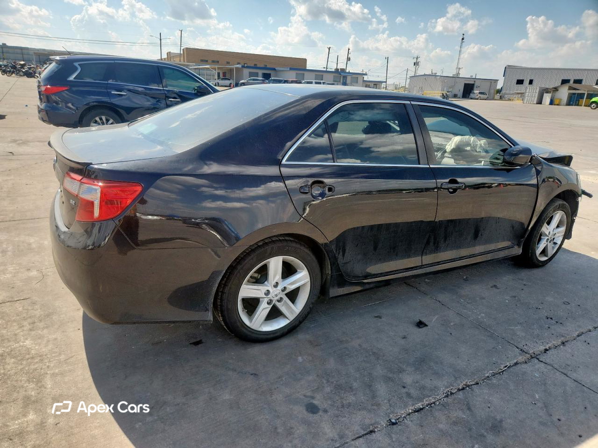 Toyota Camry 2012