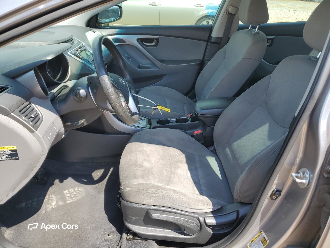 Hyundai Elantra 2012