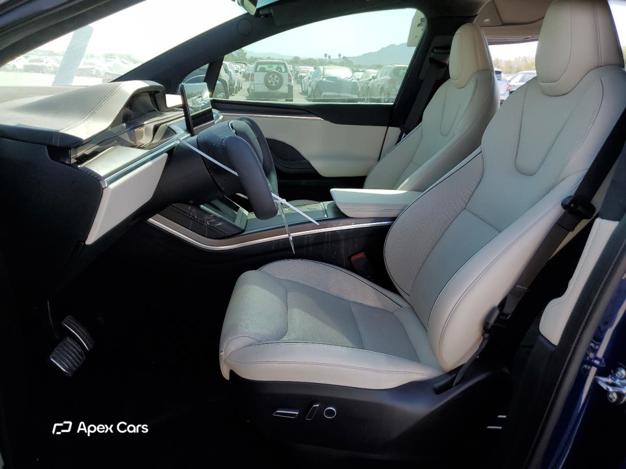 Tesla Model X 2022