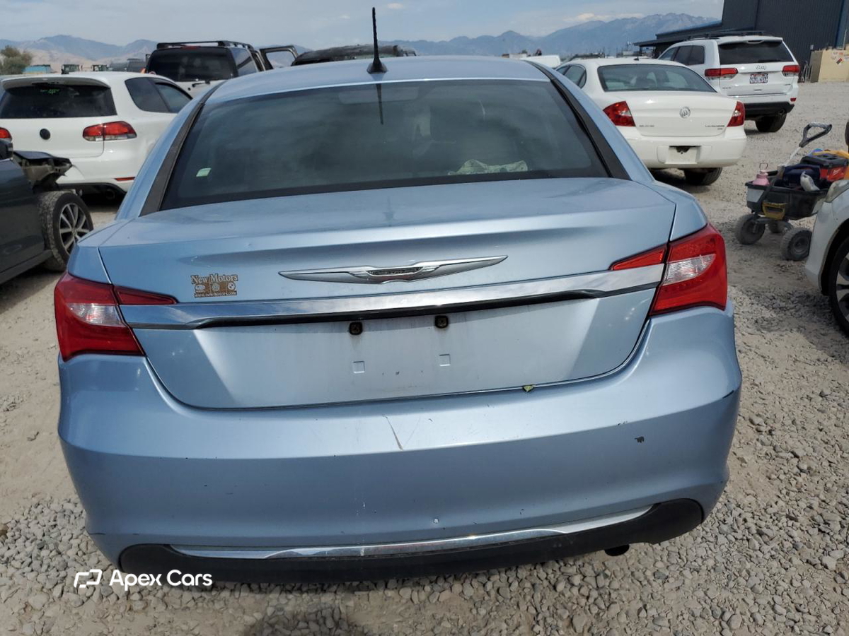 Chrysler 200 2012