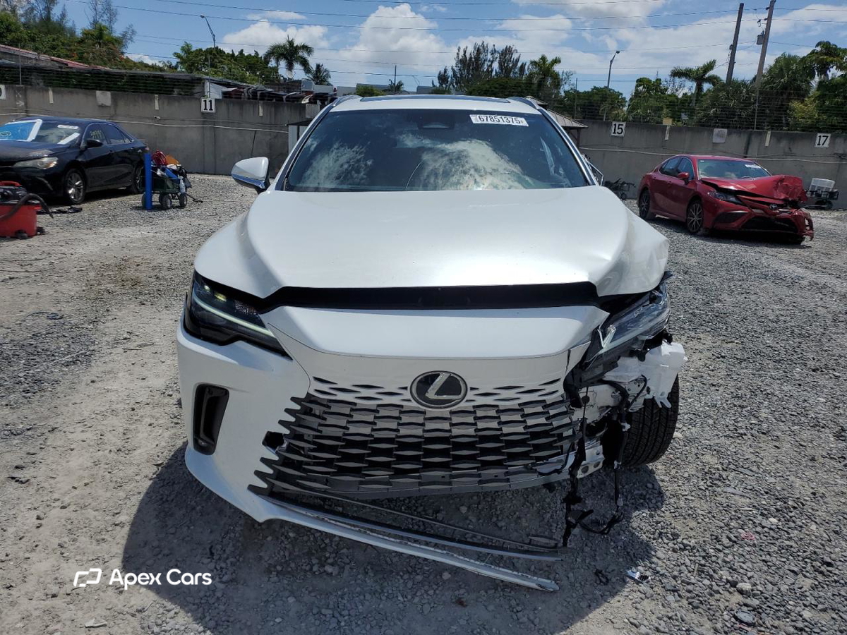 Lexus RX 2025