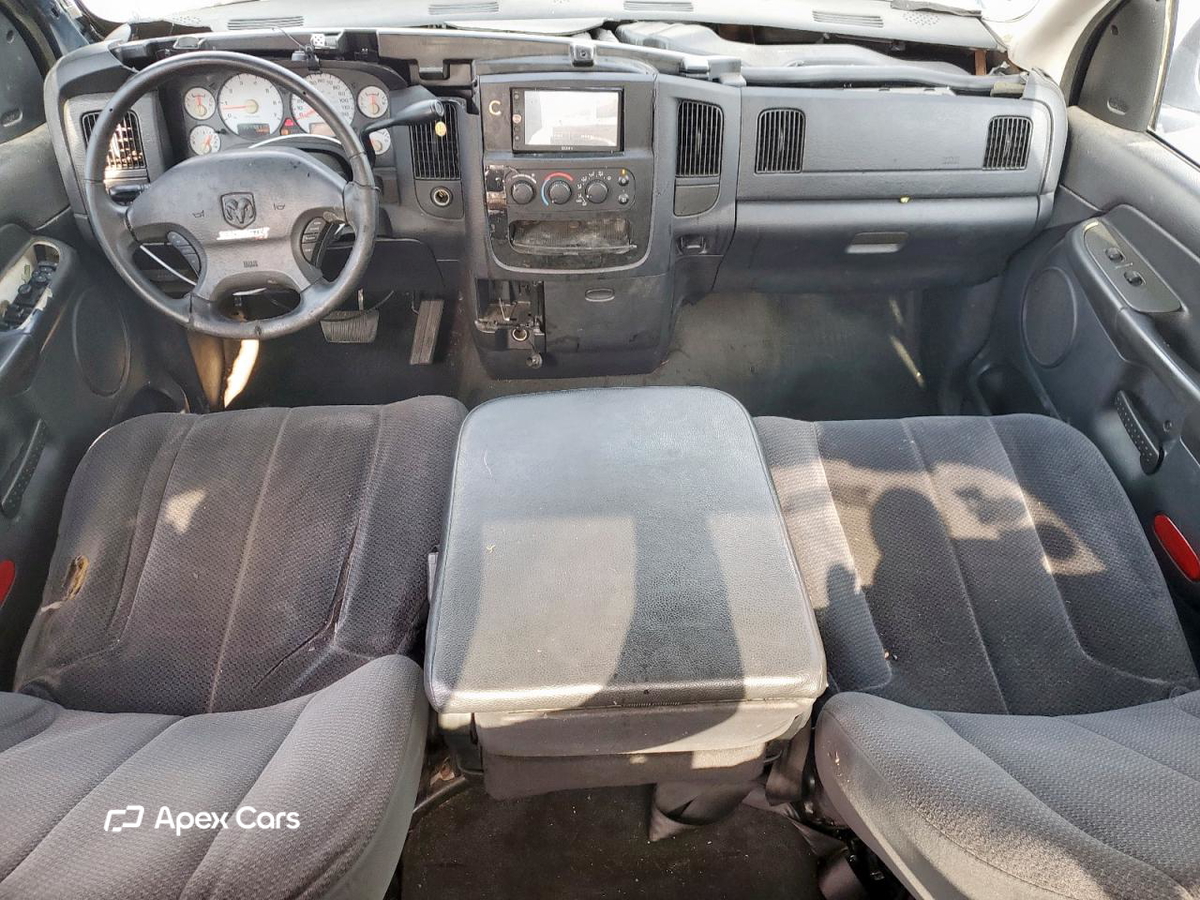 Dodge RAM 2002