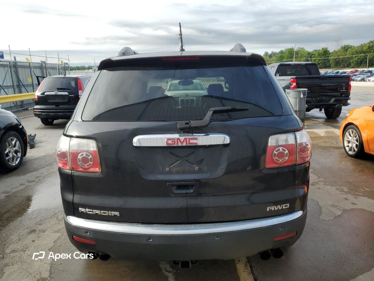 GMC Acadia 2011