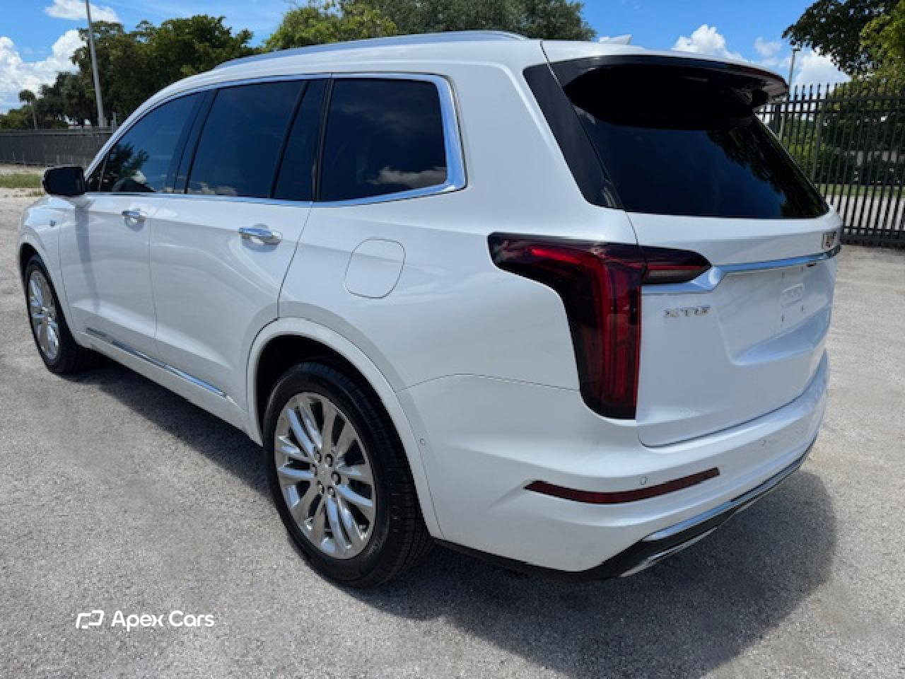 Cadillac XT6 2021