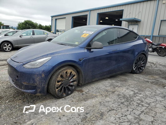Tesla Model Y 2023 - Image 1 of 13