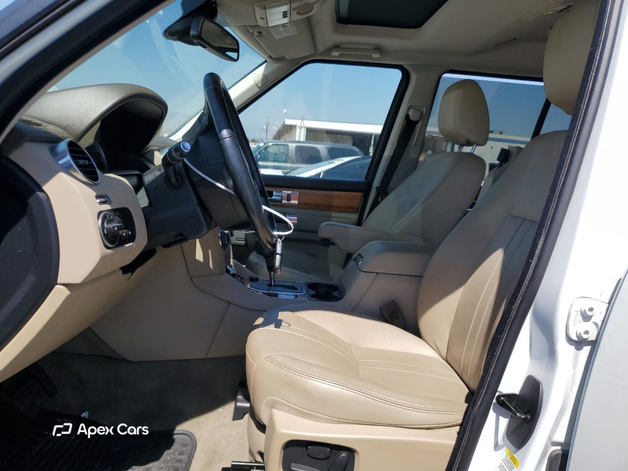 Land Rover LR4 2013