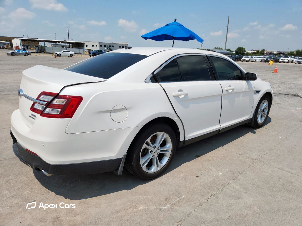 Ford Taurus 2014