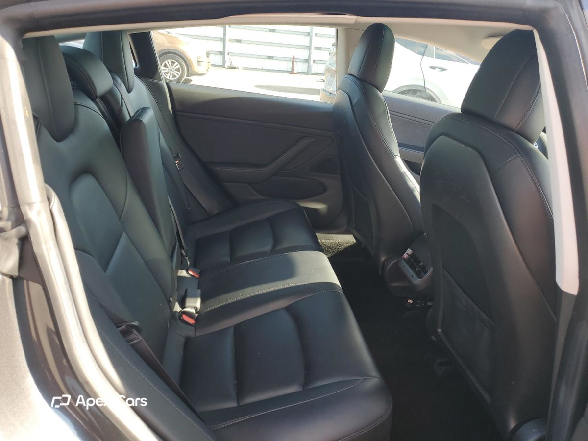 Tesla Model 3 2018
