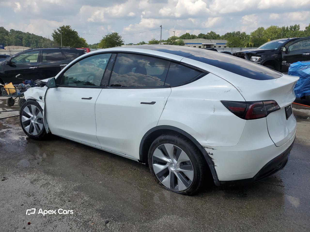 Tesla Model Y 2023