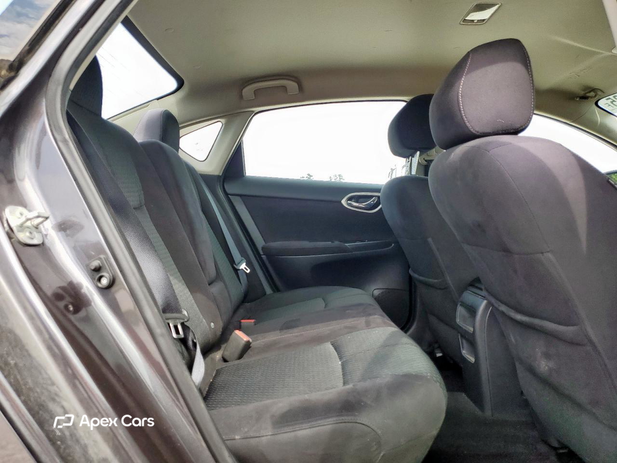 Nissan Sentra 2015