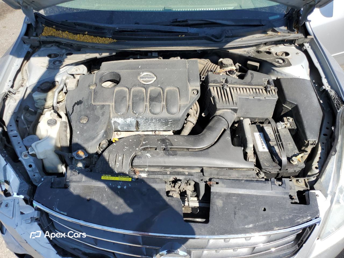 Nissan Altima 2012