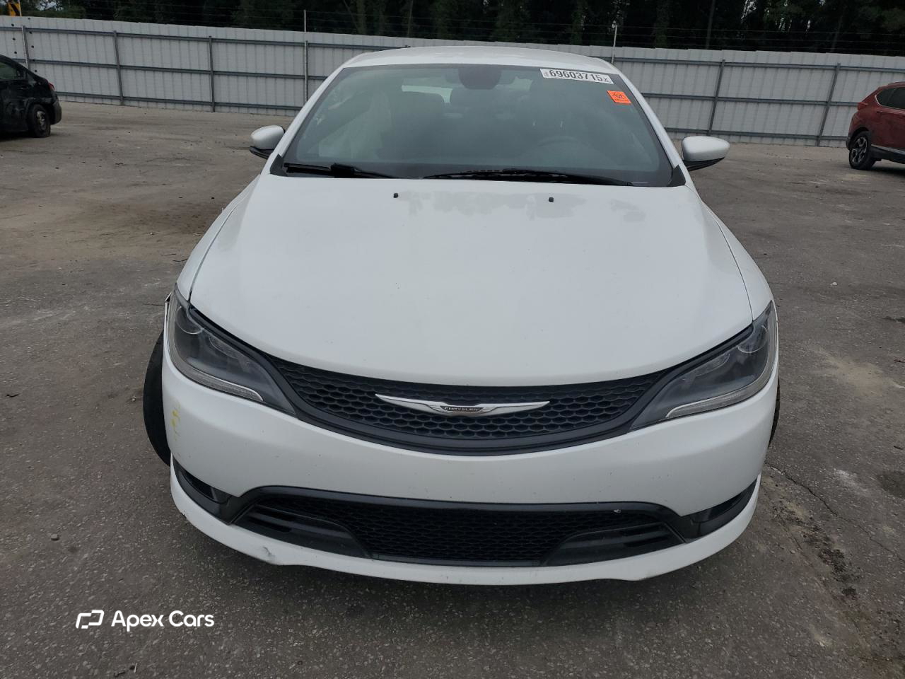 Chrysler 200 2015