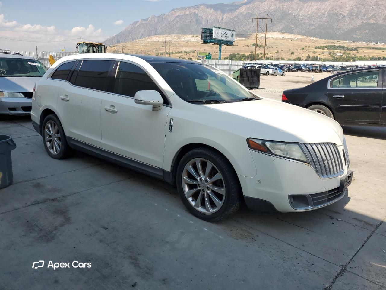 Lincoln MKT 2012