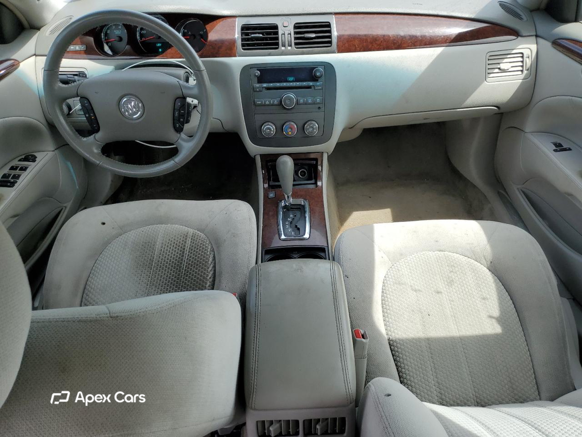 Buick Lucerne 2011