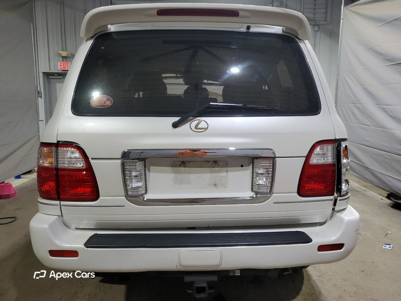Lexus LX 2003