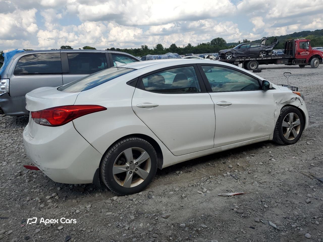 Hyundai Elantra 2013