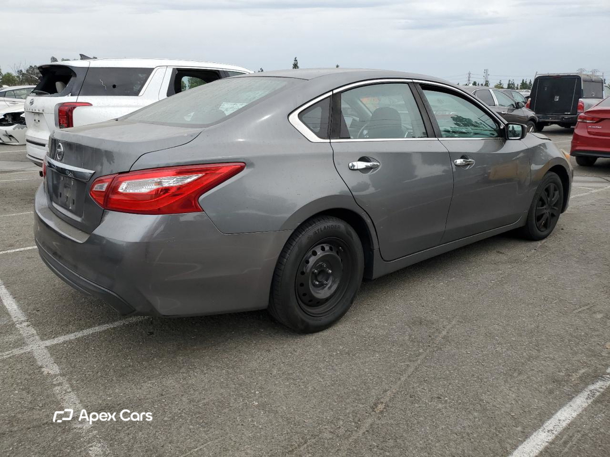 Nissan Altima 2017