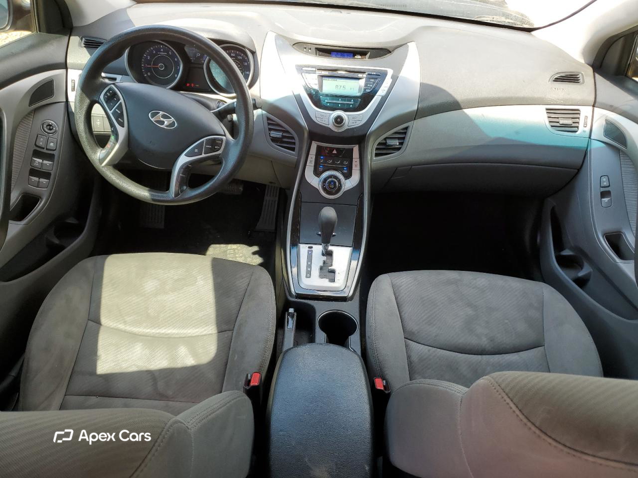 Hyundai Elantra 2012