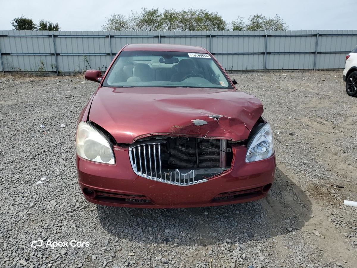 Buick Lucerne 2011