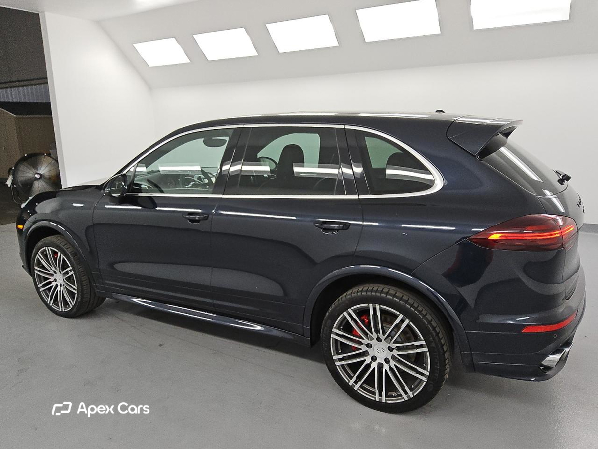 Porsche Cayenne 2016