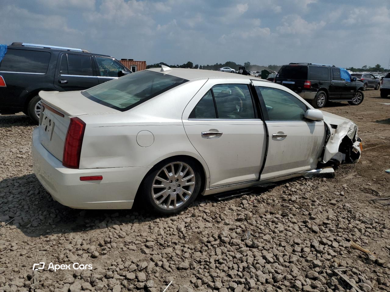 Cadillac STS 2011