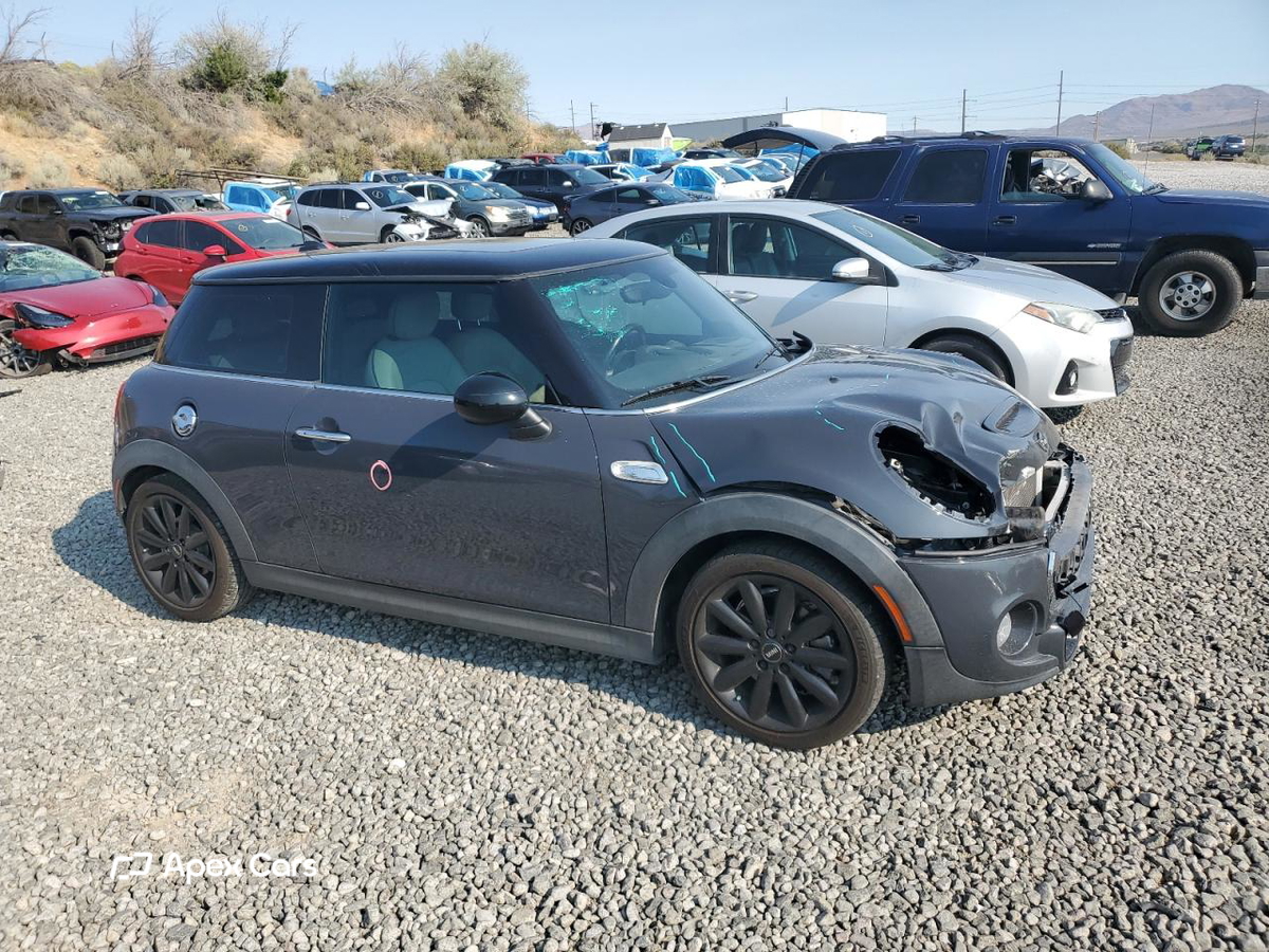 MINI Cooper 2015