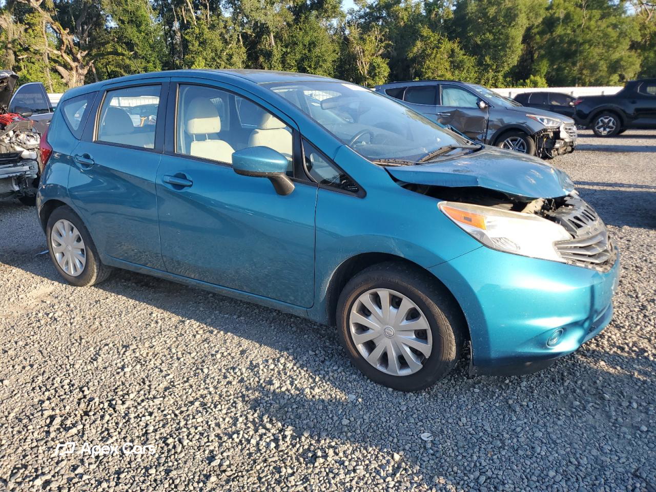 Nissan Versa 2016