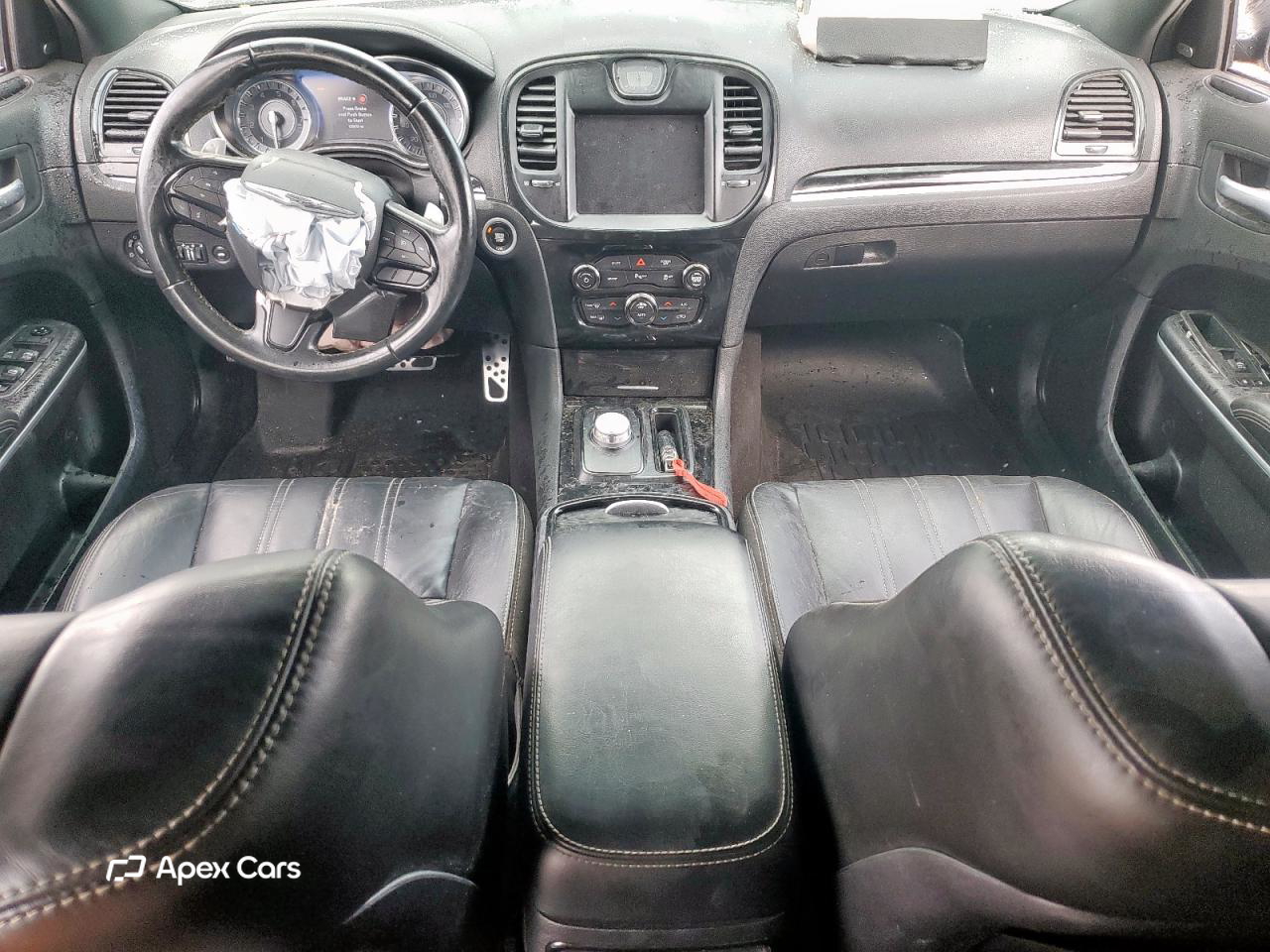 Chrysler 300 2021