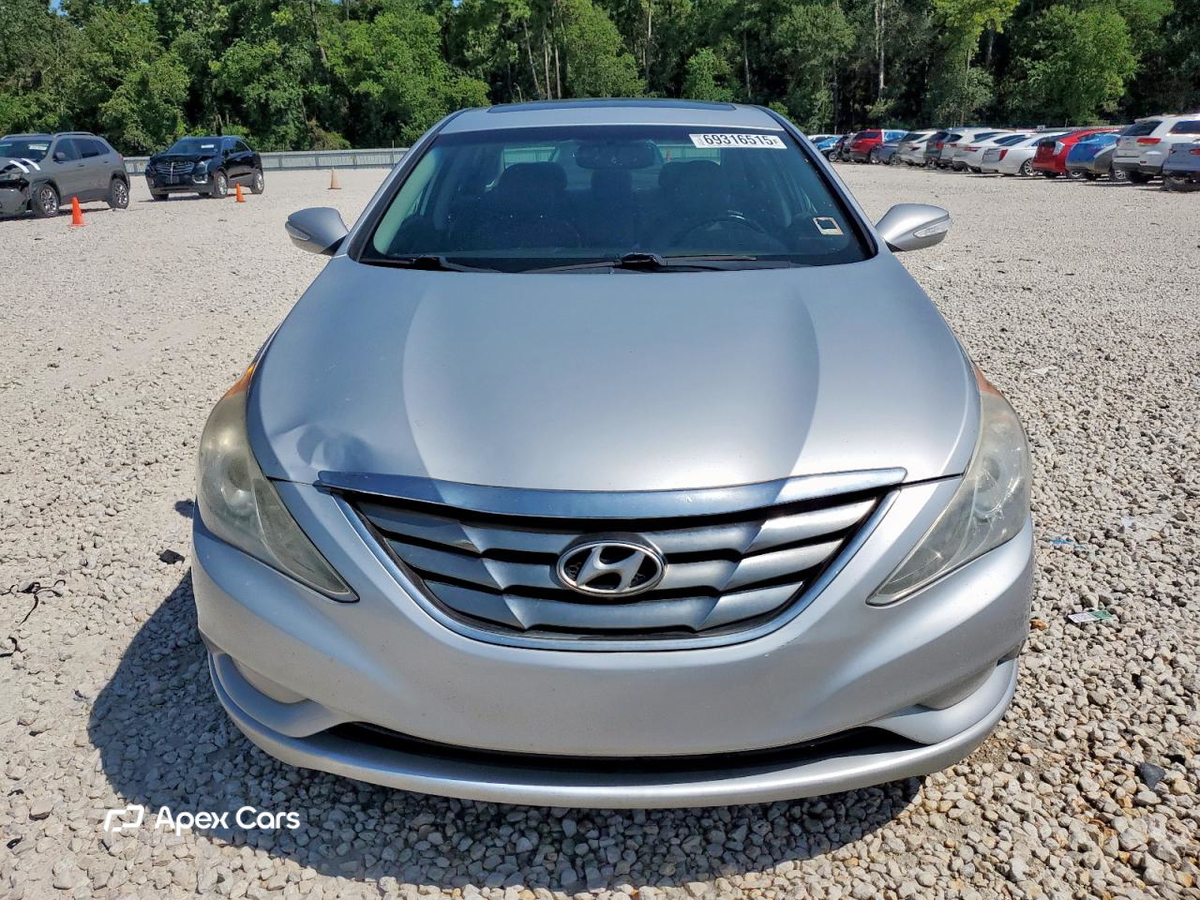 Hyundai Sonata 2011