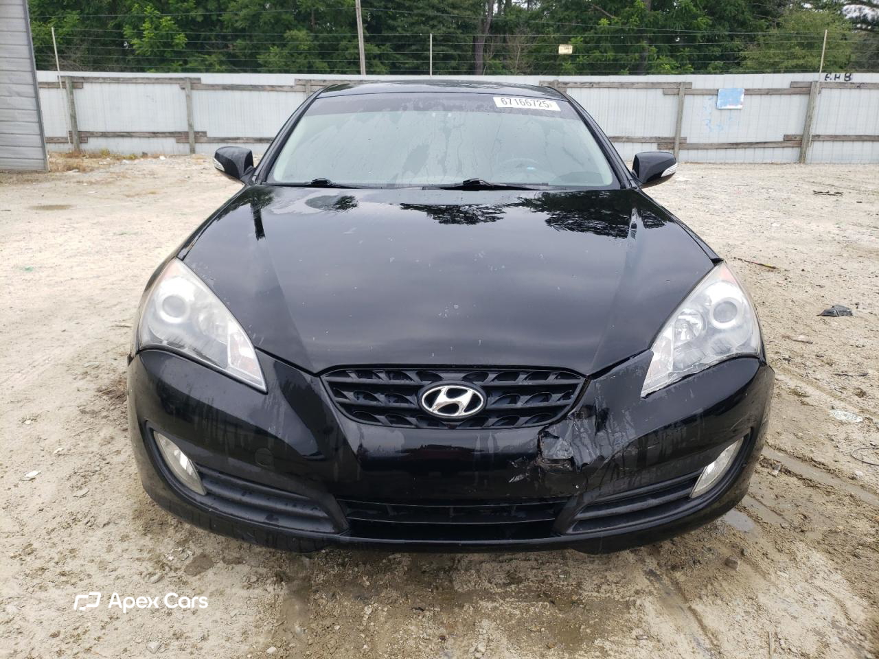 Hyundai Genesis 2011