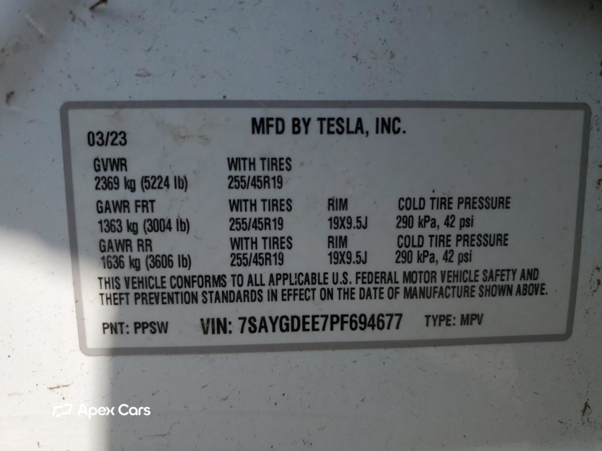 Tesla Model Y 2023
