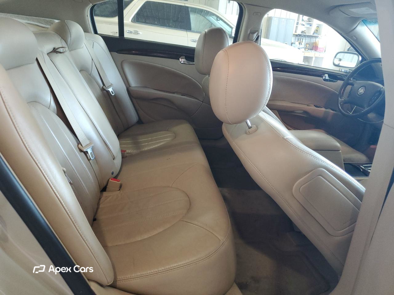 Buick Lucerne 2011