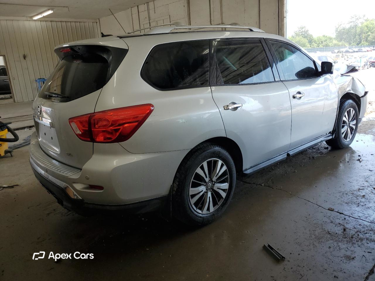Nissan Pathfinder 2017