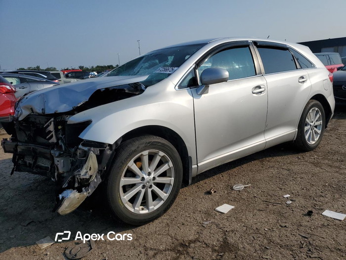 2010 Toyota Venza - Image 1 of 5