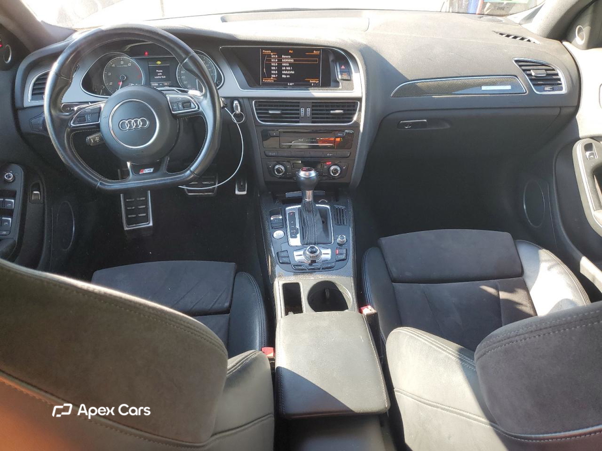 Audi RS4 2013