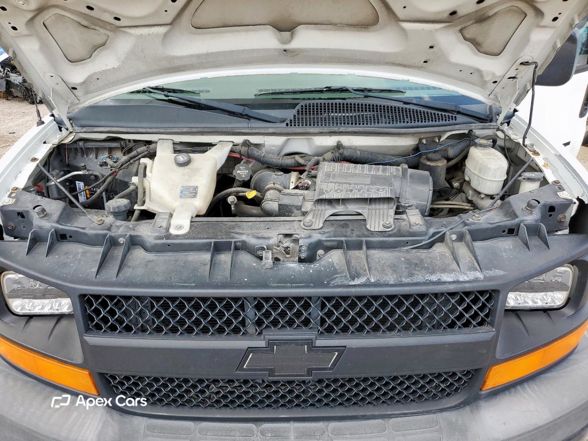 Chevrolet Express 2013