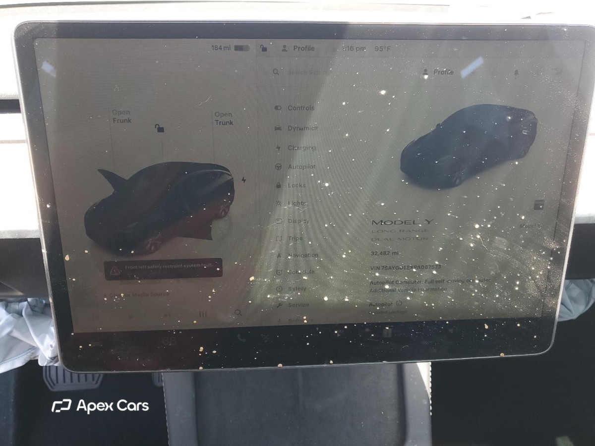 Tesla Model Y 2023