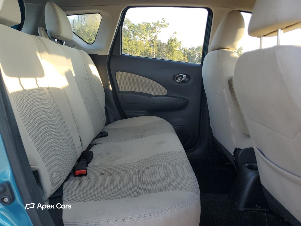 Nissan Versa 2016