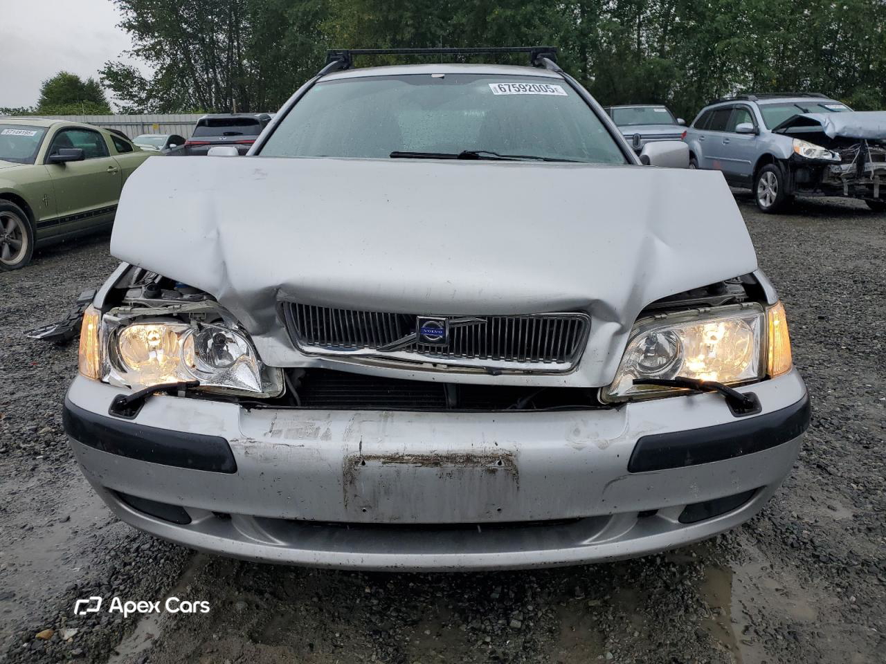Volvo V40 2001