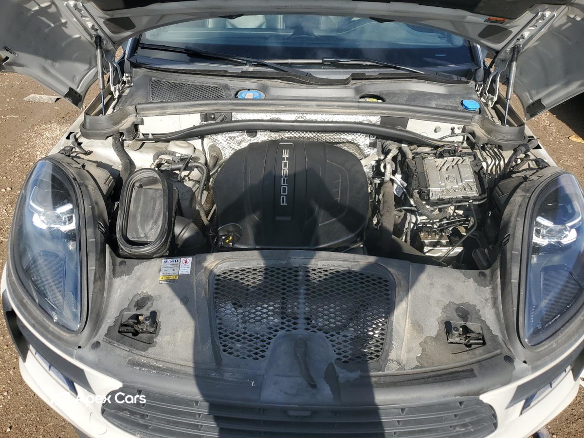 Porsche Macan 2021