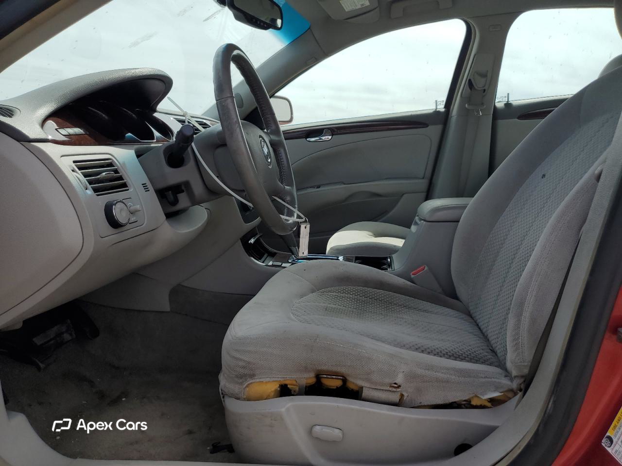 Buick Lucerne 2011