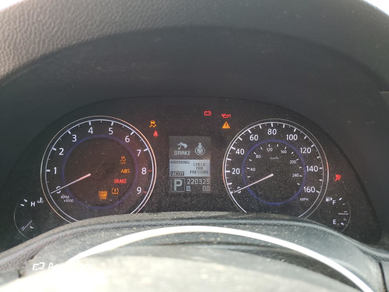 Infiniti G 2011