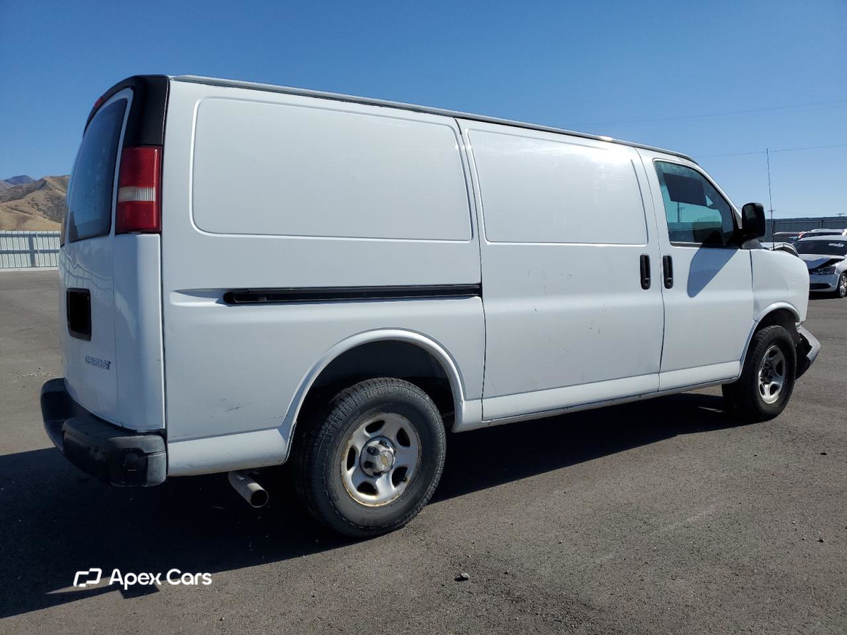Chevrolet Express 2005